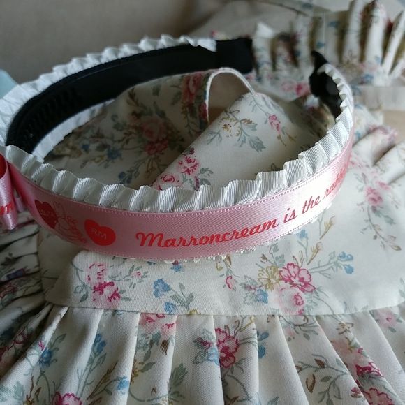 RoseMarie Seoir x Sanrio Marroncream princess ribbon rhinestone headband - Picture 4 of 10